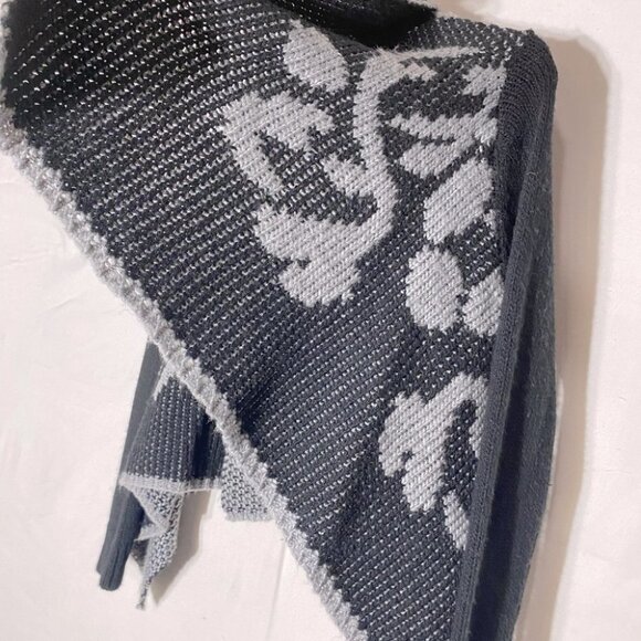 5/$25 Alison Sheri Black Grey Knit Open Front Waterfall Cardigan M - Picture 9 of 11